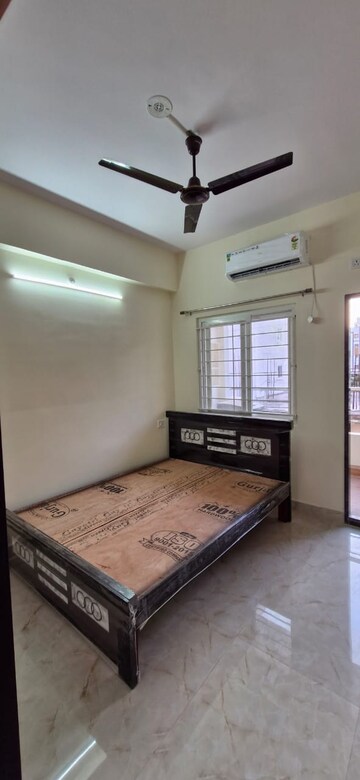 Living Room in 2 BHK Builder Floor at Kondapur – for Rent