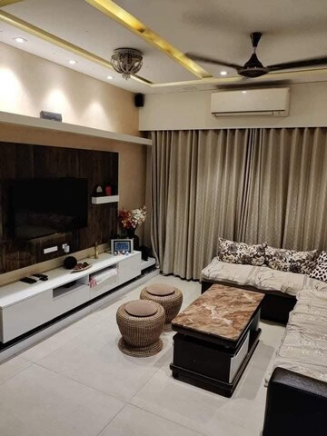 Master Bedroom in 2 BHK Apartment at Girnar Heights Apartment, Nalasopara East – for Rent