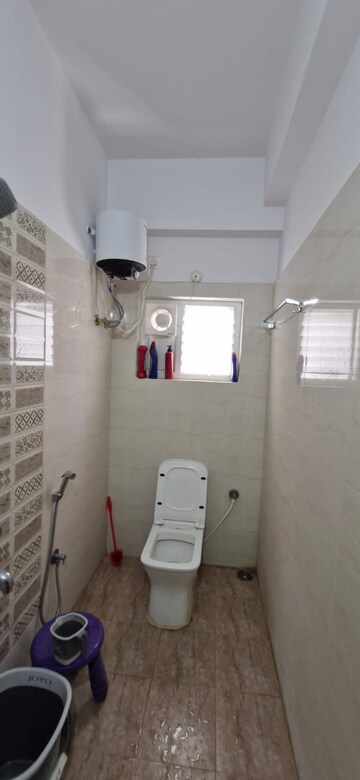Bathroom in 2 BHK Builder Floor at Kondapur – for Rent