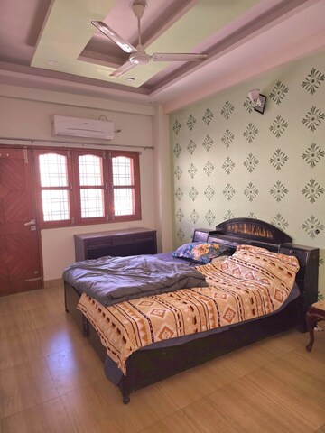 Bedroom in 2 BHK Builder Floor at Dehradun Cantt – for Rent
