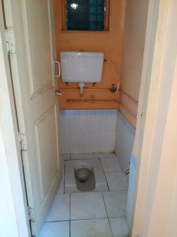 Bathroom in Studio Apartment at Jankalyan Nagar – for Rent
