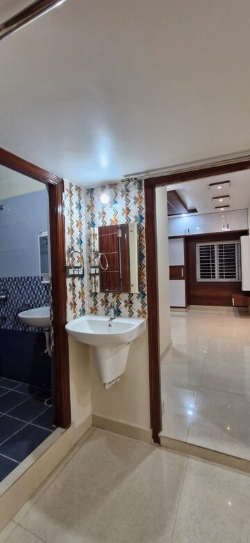 Living Room in 3 BHK Builder Floor at Kondapur – for Rent
