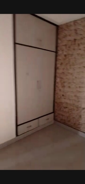Room in 2 BHK Builder Floor at Shri Krishna Enclave Chhapraula, Chhapraula – for Sale