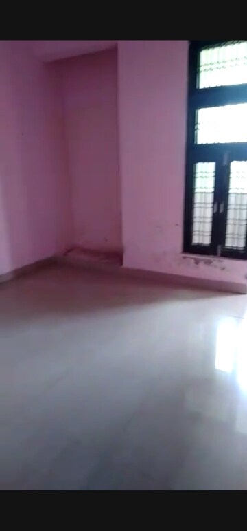 Room in 2 BHK Builder Floor at Shri Krishna Enclave Chhapraula, Chhapraula – for Sale