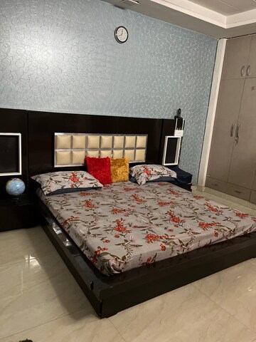 Bedroom in 3 BHK Builder Floor at Arcade 48, Sector 48 – for Sale