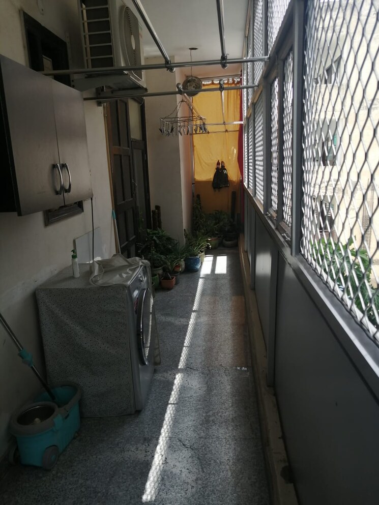 Balcony, arcade-48 3 Bedroom 1600 Sq.Ft. Builder Floor In Sector 48 Gurgaon 8108568