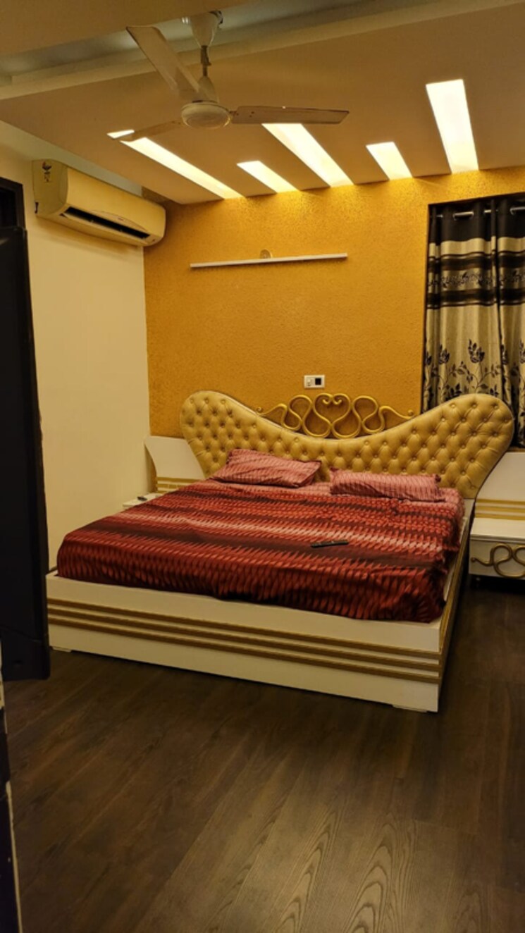 Bedroom, amrapali-sapphire-phase-ii 3 Bedroom 3395 Sq.Ft. Apartment In Sector 96 Noida 8108590