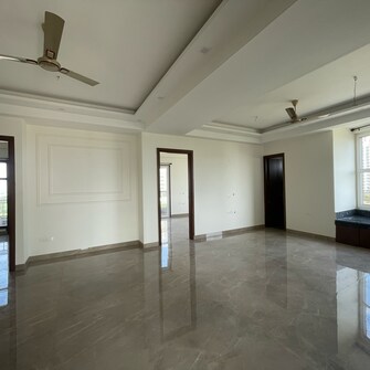 3 BHK Builder Floor For Rent in BPTP Amstoria Country Floor Sector 102 Gurgaon  8108594