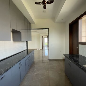 Kitchen in 3 BHK Builder Floor at BPTP Amstoria Country Floor, Sector 102 – for Rent