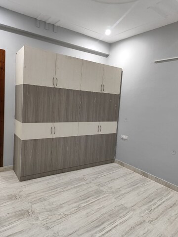 Room in 3 BHK Independent House at Sahastradhara Road – for Rent