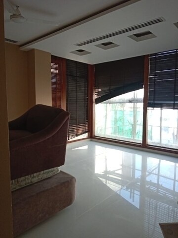 6 BHK Independent House For Rent in New Friends Colony