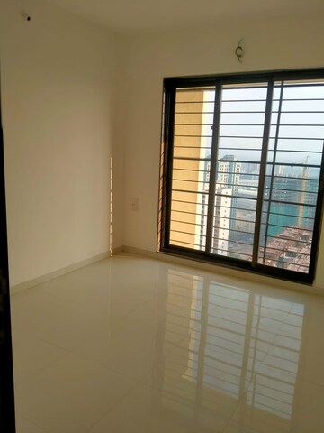 Room in 2 BHK Apartment at Acme Avenue, Kandivali West – for Rent