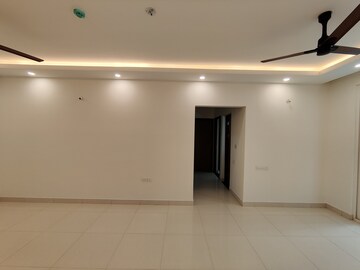 Room in 2.5 BHK Apartment at Brigade Cornerstone Utopia, Varthur – for Rent