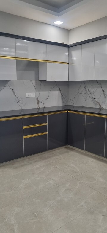 Staircase in 2 BHK Builder Floor at Sai Kunj New Palam  vihar, New Palam Vihar Phase 3 – for Sale