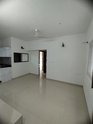 Room in 1.5 BHK Apartment at Bren Northern Lights, Jakkuru – for Rent