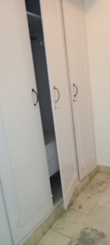 Building Lobby in 6+ BHK Independent House at Maharani Bagh – for Rent