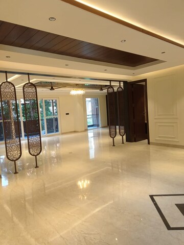 Living Room in 4 BHK Builder Floor at Ansal Sushant Lok I, Sector 43 – for Sale