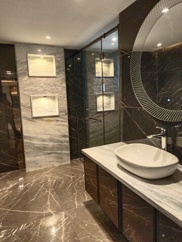 Team Area in 4 BHK Builder Floor at Ansal Sushant Lok I, Sector 43 – for Sale