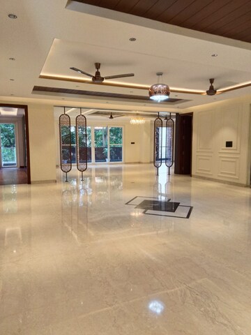 Living Room in 4 BHK Builder Floor at Ansal Sushant Lok I, Sector 43 – for Sale