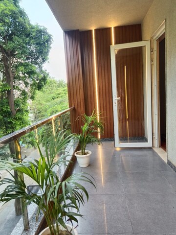 Balcony in 4 BHK Builder Floor at Ansal Sushant Lok I, Sector 43 – for Sale