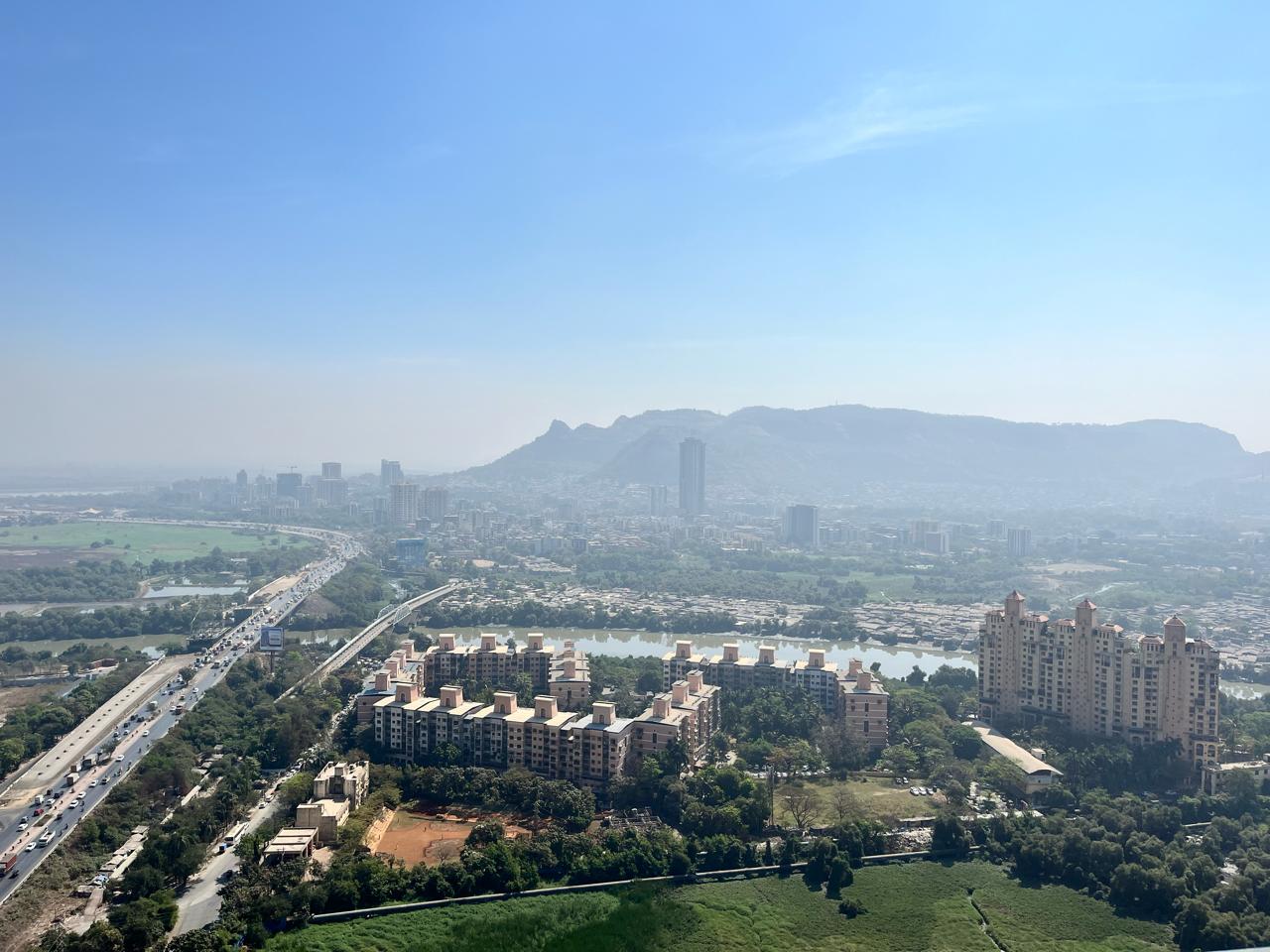 2 BHK + Extra Room Apartment For Sale in Rustomjee Azziano Wing D