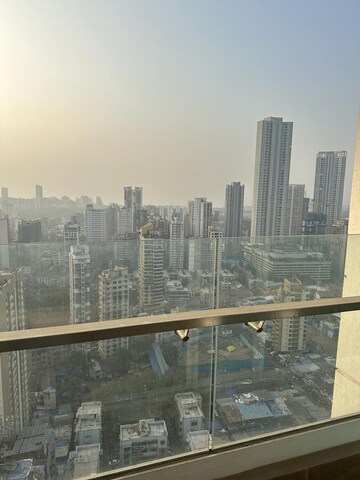 Balcony in 3.5 BHK Apartment at Marathon Monte South, Byculla West – for Rent