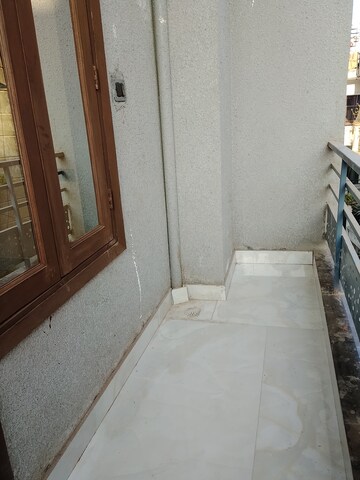 Balcony in 1 BHK Builder Floor at Saket – for Rent