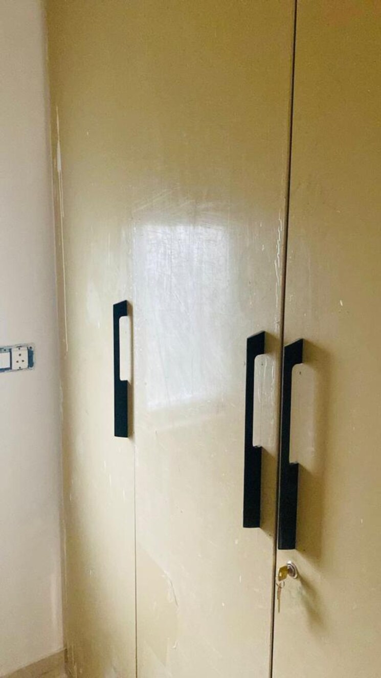 undefined, shivalik colony 3 Bedroom 1800 Sq.Ft. Builder Floor In Shivalik Colony Delhi 8108937