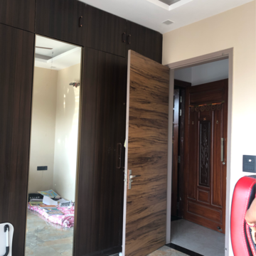 Room in 3.5 BHK Villa at Sector 23 – for Rent