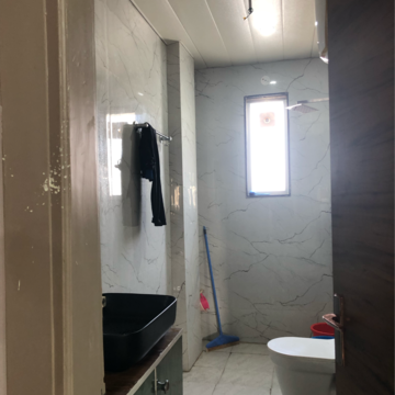 Bathroom in 3.5 BHK Villa at Sector 23 – for Rent