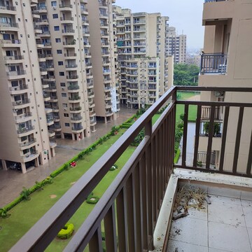 Balcony in 3.5 BHK Apartment at Ardee City Palm Grove Heights, Sector 52 – for Rent