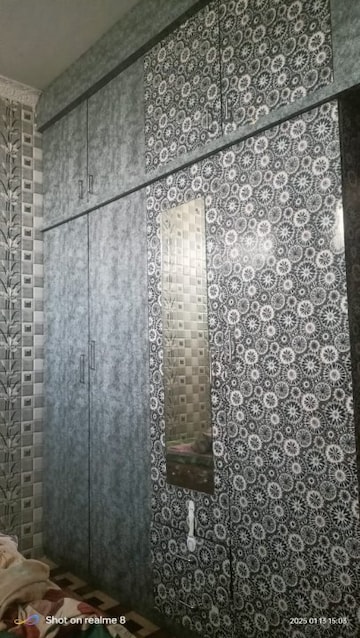 Furnished Amenities in 5 BHK Independent House at Ratanpur Sadak – for Sale