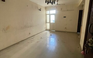 2 BHK Apartment For Sale in Uninav Heights Phase II, Raj Nagar Extension