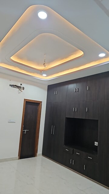 Furnished Amenities in 2 BHK Independent House at Gomti Nagar – for Rent