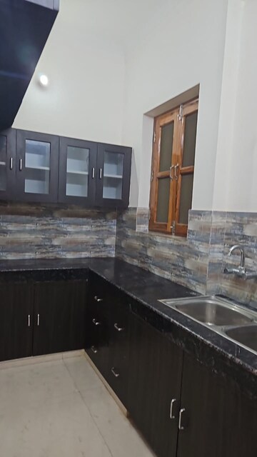 2 BHK Independent House For Rent in Gomti Nagar