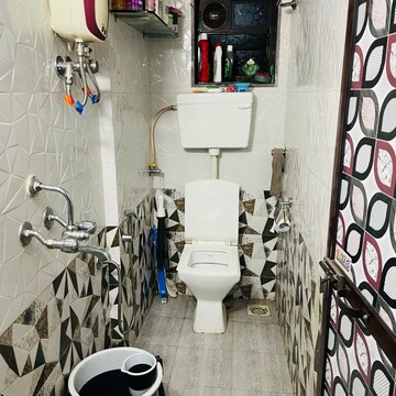 Team Area in 1 RK Apartment at Sai Dham CHS Andheri, Kondivita – for Rent
