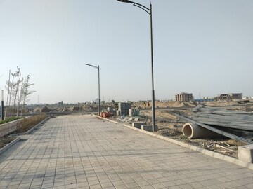  Plot For Sale in Ujjain Road