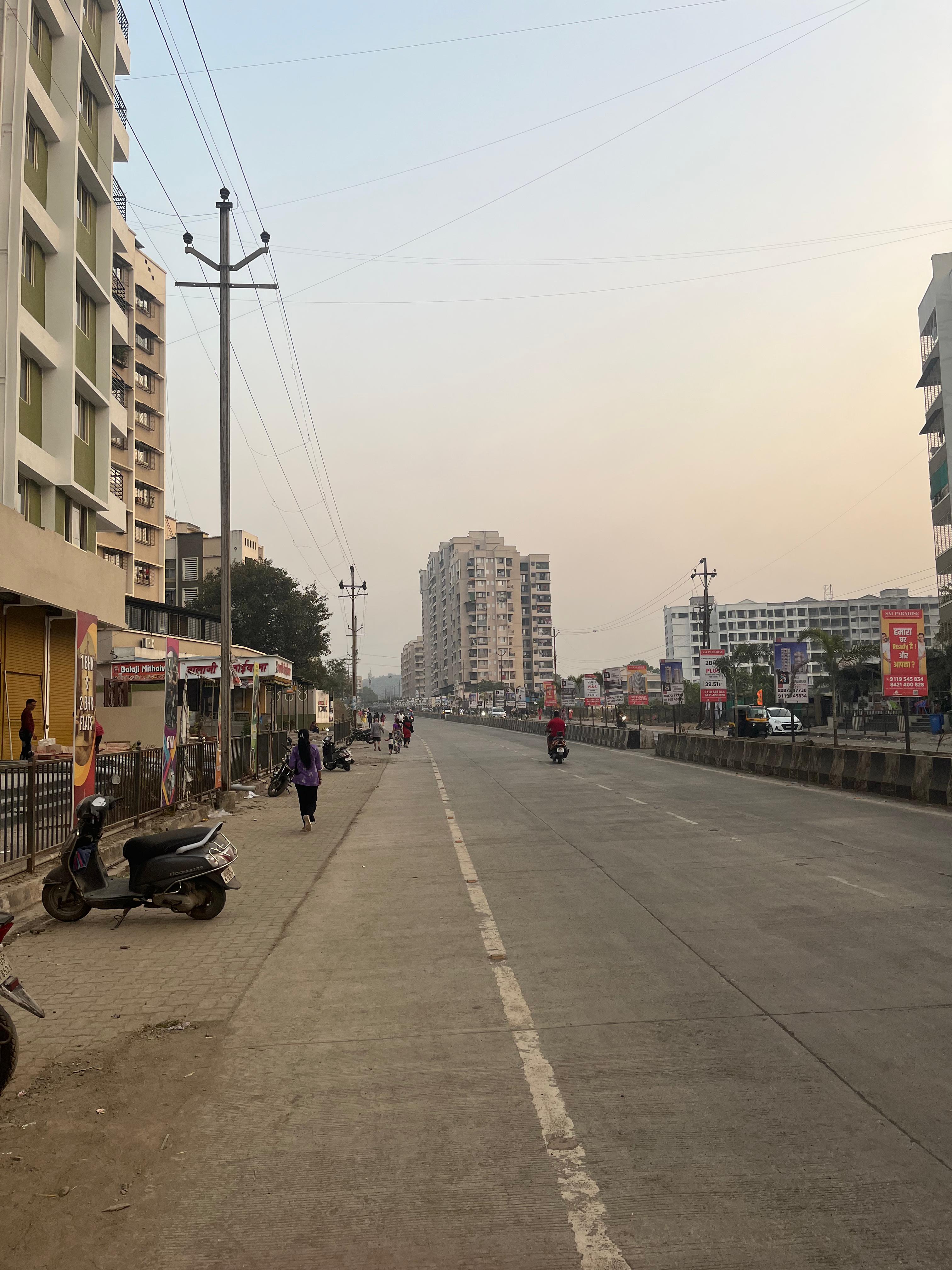 1 BHK 715 Sq.Ft. Apartment in Shreeji Landmark