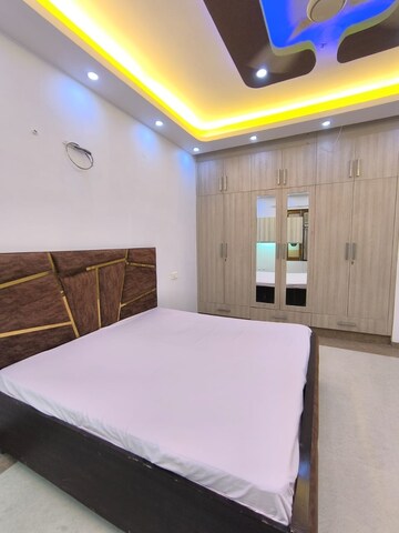 Bedroom in 1.5 BHK Builder Floor at Ansal Sushant Lok I, Sector 43 – for Rent