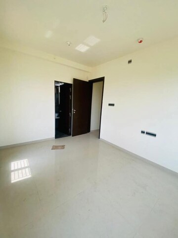 Room in 2 BHK Apartment at Pharande Puneville, Tathawade – for Rent