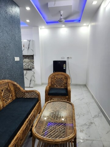 Living Room in 1 BHK Builder Floor at Dronpuri – for Rent
