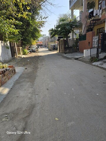 Parking in 3 BHK Independent House at New Palam Vihar 3, Sector 111 – for Sale