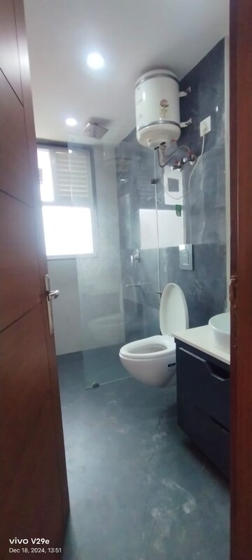 Bathroom in 3 BHK Builder Floor at Kohli One Malibu Town, Sector 47 – for Rent