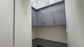 Furnished Amenities in 2 BHK Apartment at Lodha Amara, Kolshet Road – for Rent