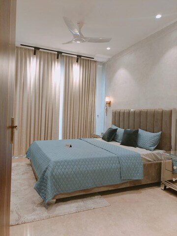 Bedroom in 3 BHK Apartment at SS Mayfield Gardens, Sector 51 – for Rent