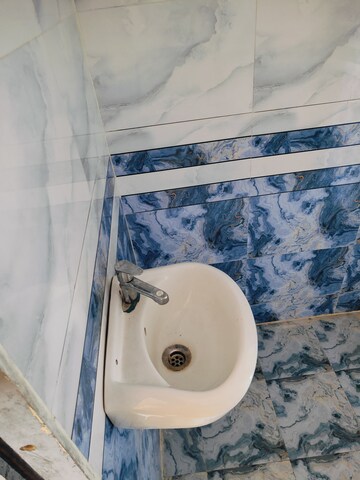 Bathroom in 1 BHK Apartment at Gunjan Apartment Dombivali , Dombivli East – for Sale