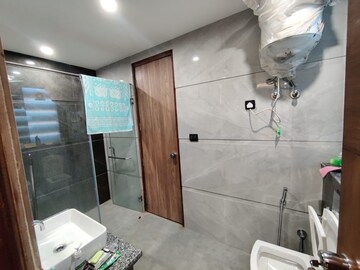 Bathroom in 4 BHK Builder Floor at Nirvana Country Birch Court, Sector 50 – for Sale