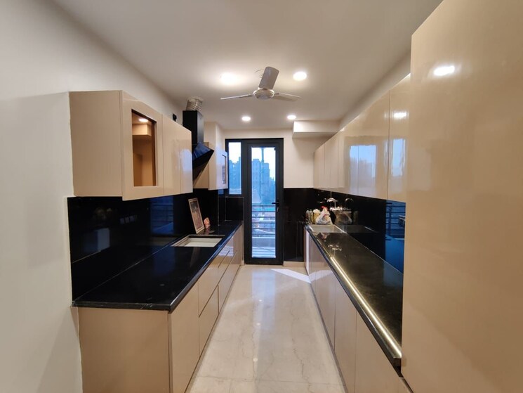 Kitchen, nirvana-country-birch-court 4 Bedroom 3850 Sq.Ft. Builder Floor In Sector 50 Gurgaon 8109354