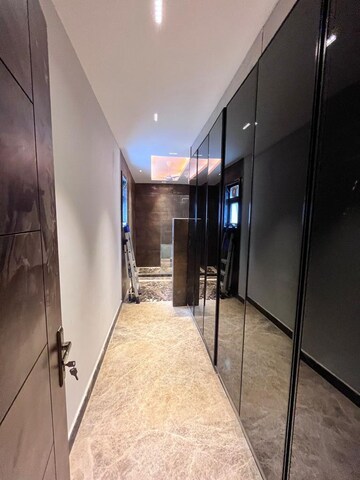 Building Lobby in 4 BHK Builder Floor at Nirvana Country Birch Court, Sector 50 – for Sale