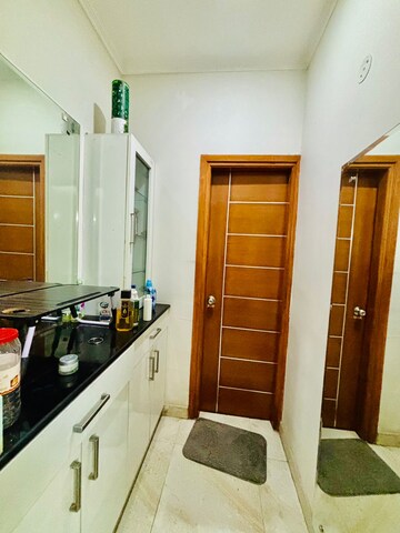 Kitchen in 3 BHK Builder Floor at Uppal Southend, Sector 49 – for Rent